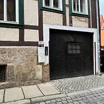 Kaufmannshof Mit Fachwerkcharme * Quedlinburg