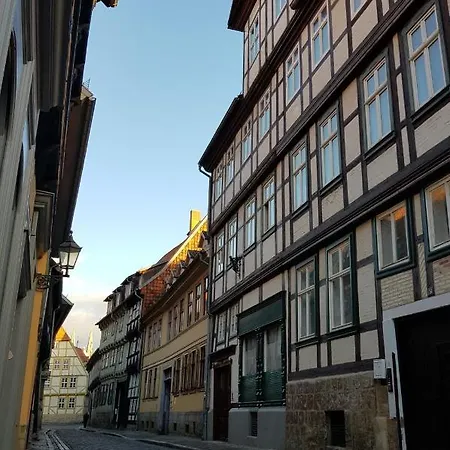 Kaufmannshof Mit Fachwerkcharme 奎德林堡